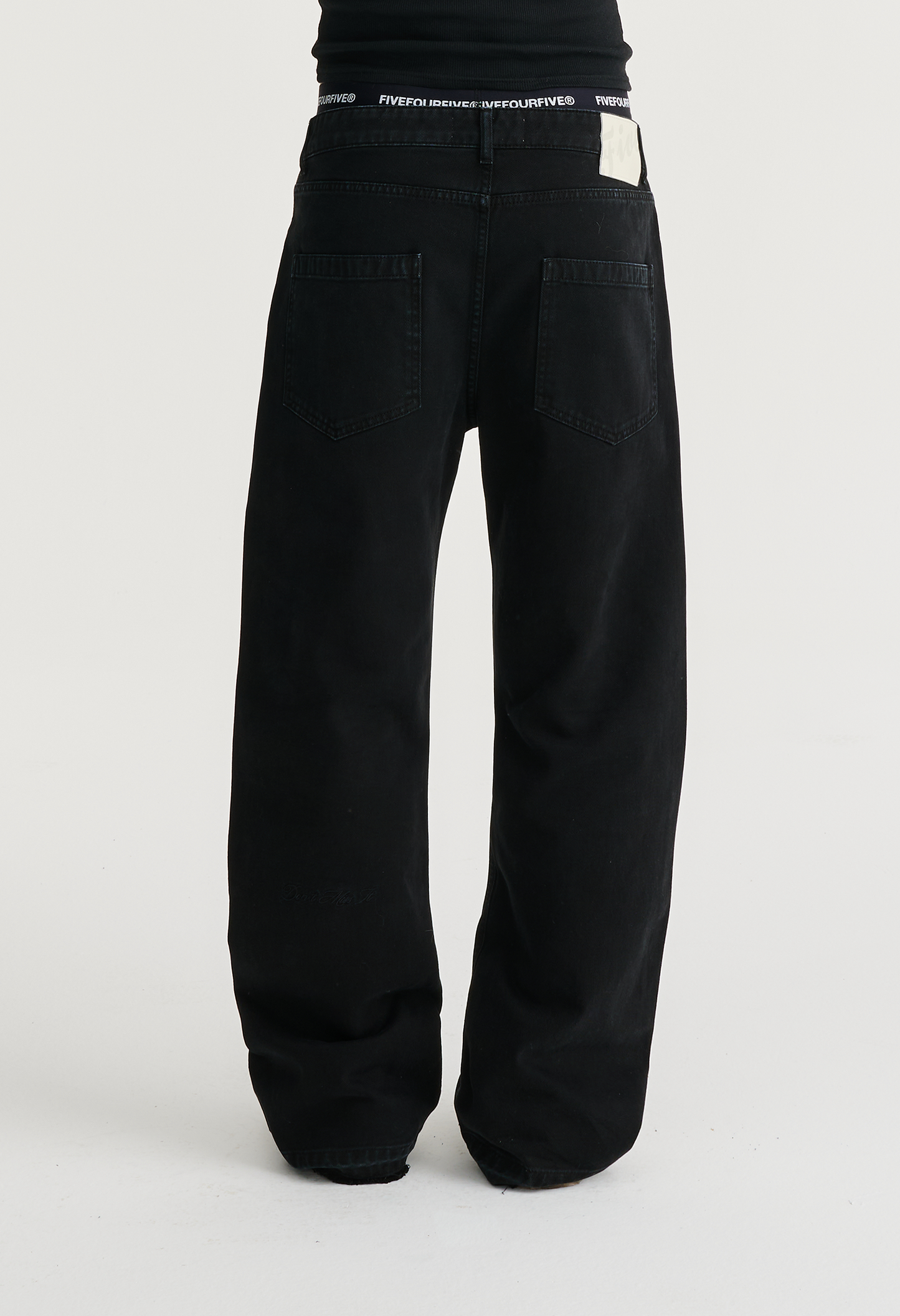 545 Denim 01 Distressed Regular