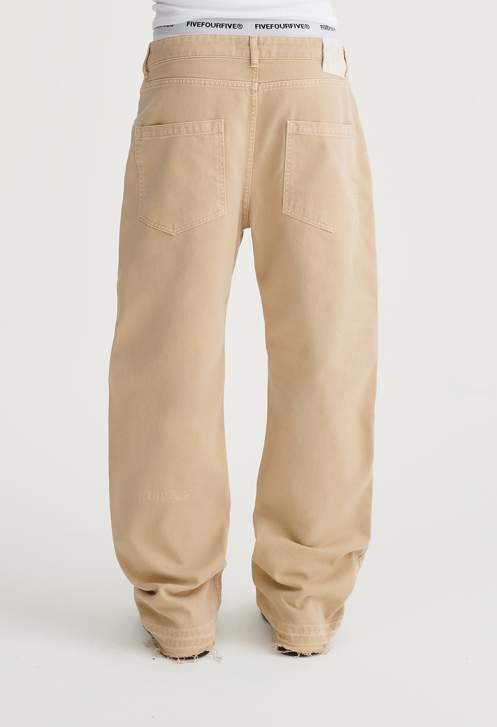 545 Denim 01 Distressed Regular