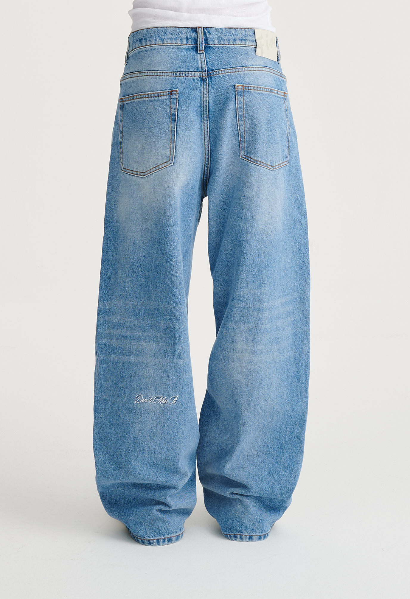 545 EVERYDAY DENIM 02 WIDE LEG WASHED BLUE