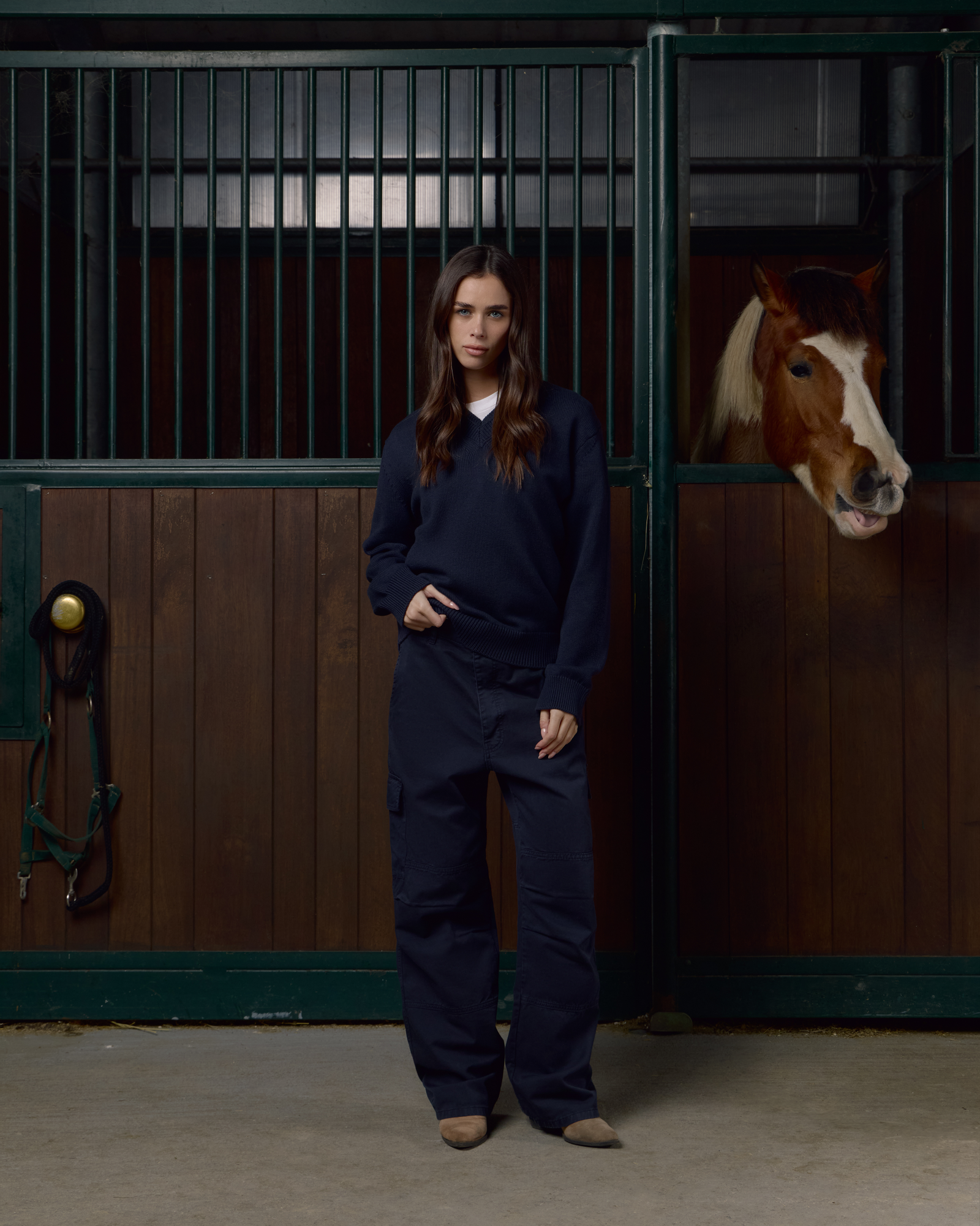 AFH-V-NECK-JUMPER-NAVY-4