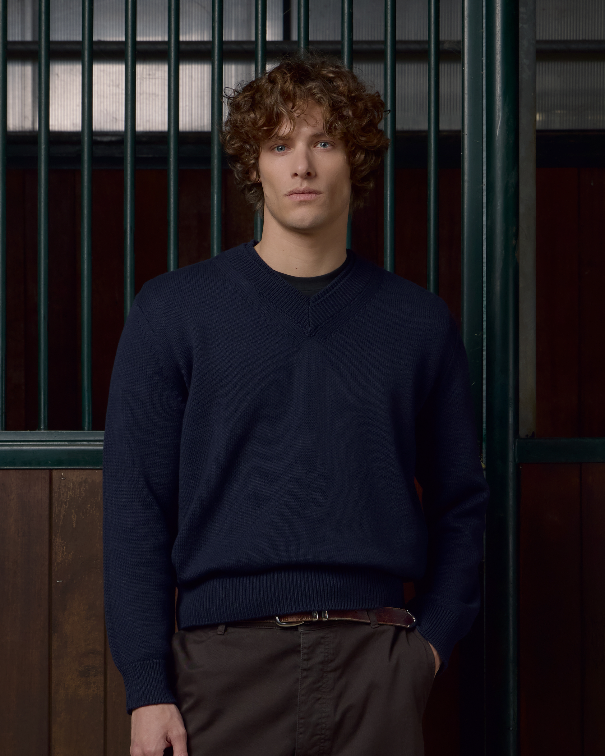 AFH-V-NECK-JUMPER-NAVY-5