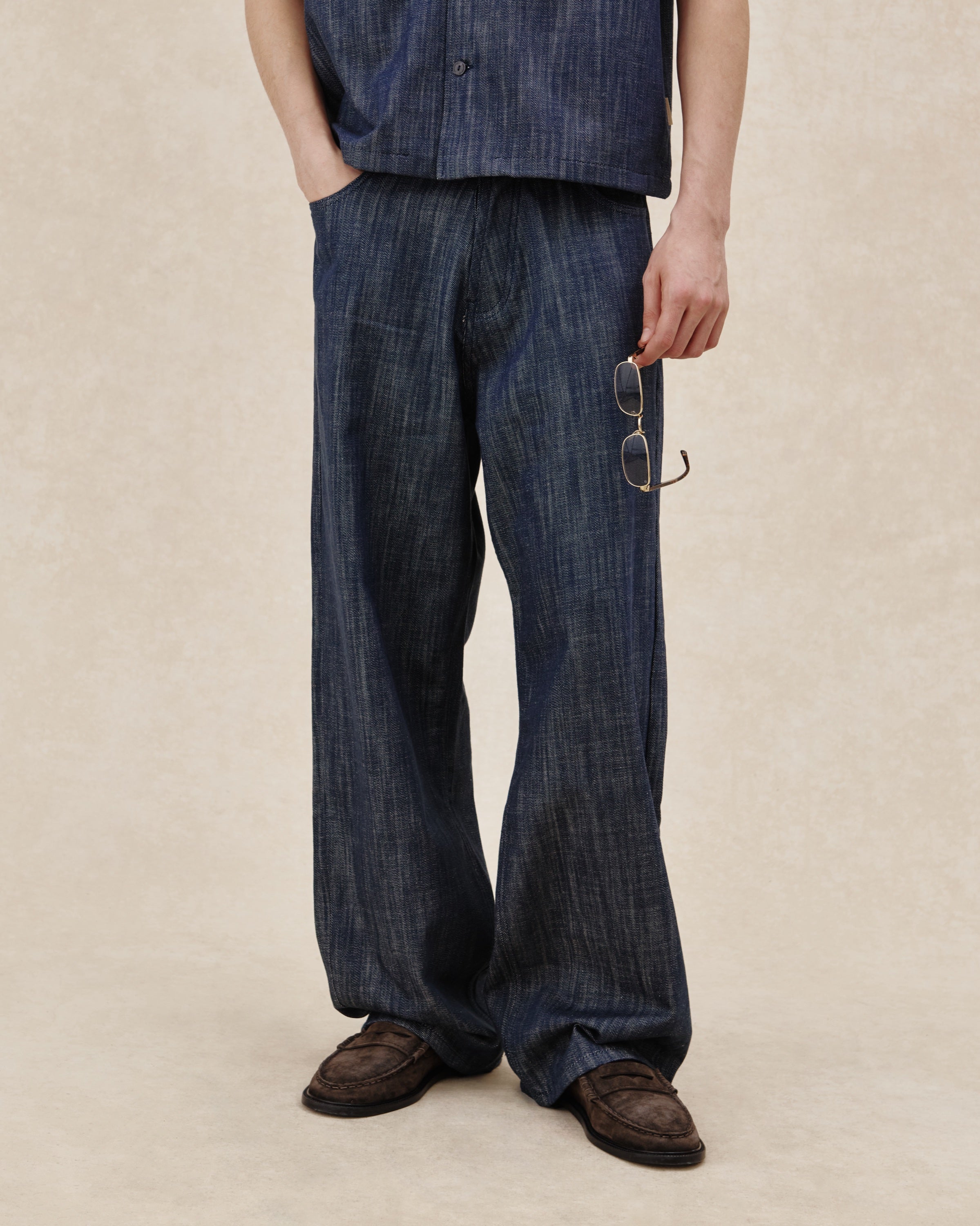 545 Lightweight Raw Denim 02 – fivefourfive