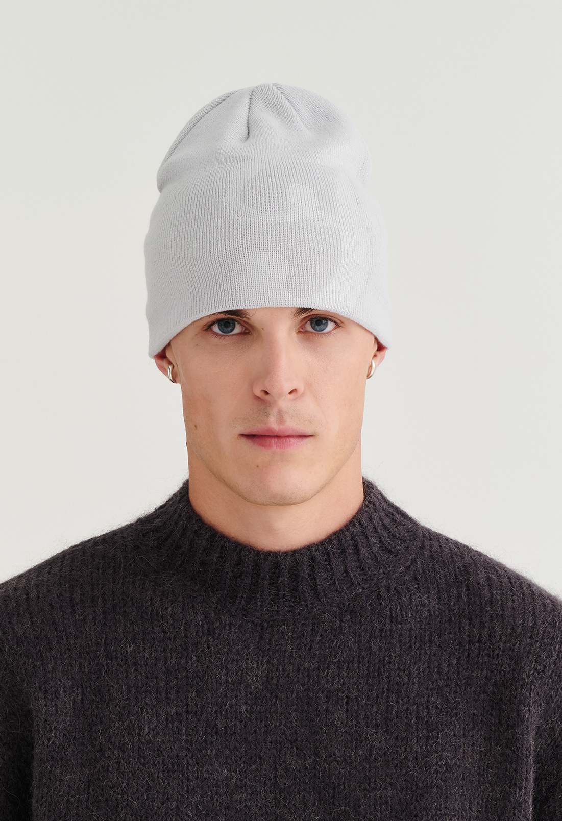 545 EVERYDAY ICONIC BEANIE LIGHT GREY